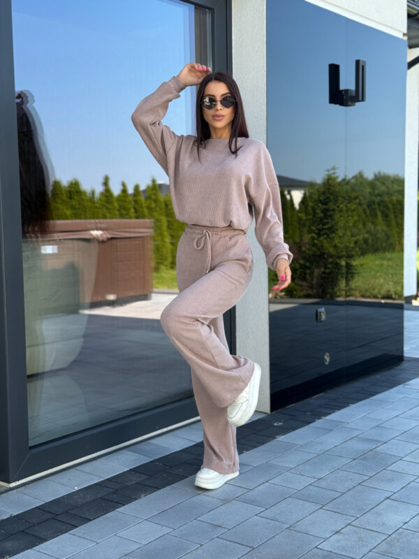 Dwuczęściowy komplet dresowy- MOCCA